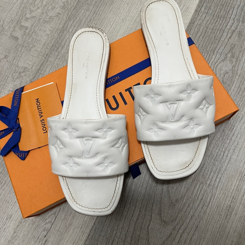 Louis Vuitton Lambskin White Revival Women's Slide Sandals 38